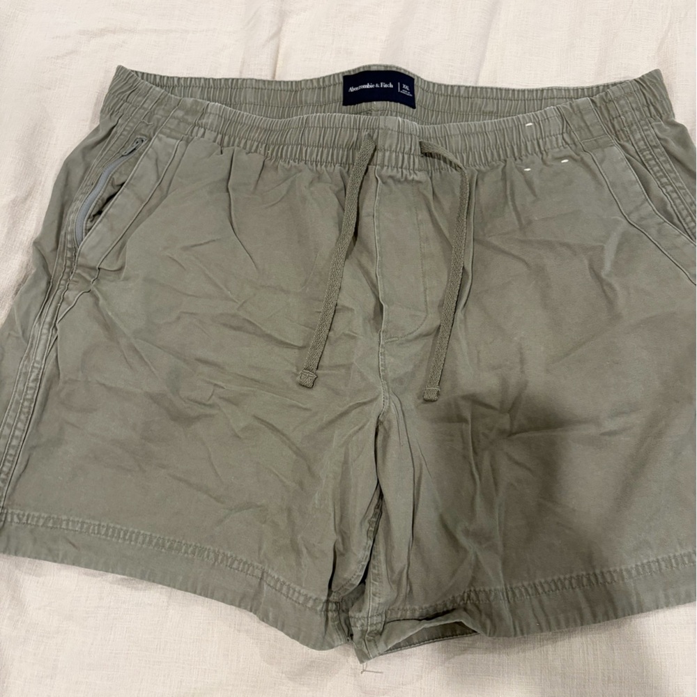 Abercrombie & Fitch Sage Cargo Shorts